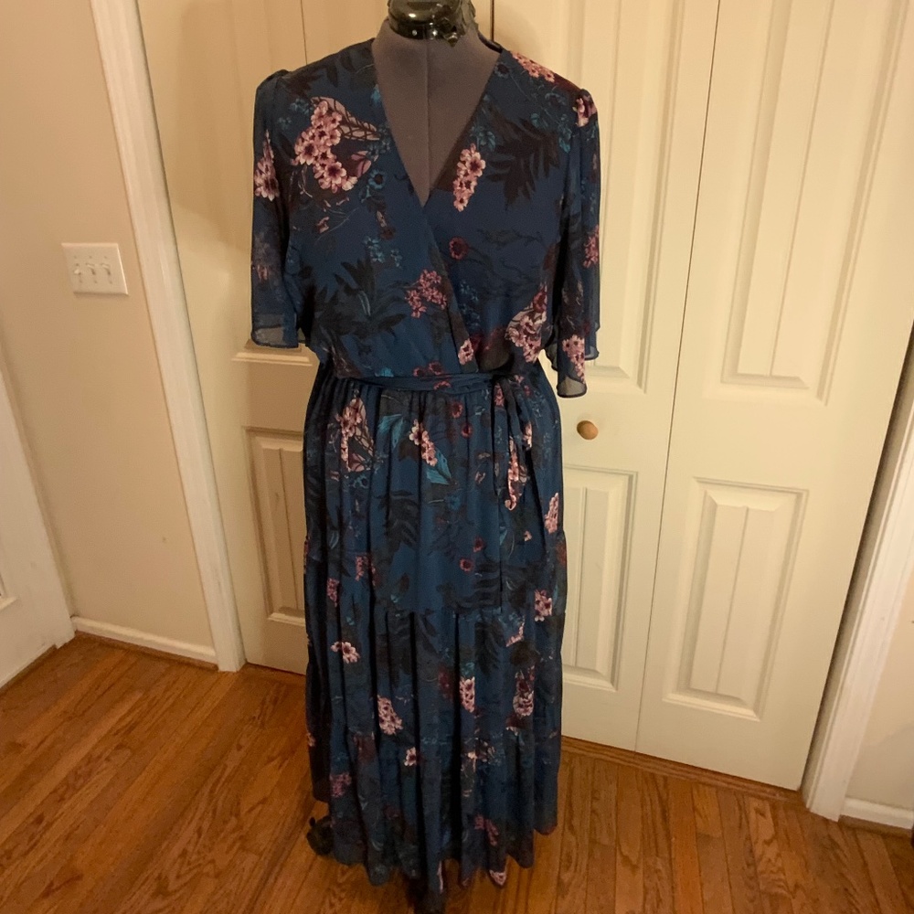City Chic Woman’s Tiered Maxi Dress